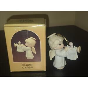 Enesco Precious Moments‎ Rejoice O Earth Angel Ornament 1988 Boxed 113980